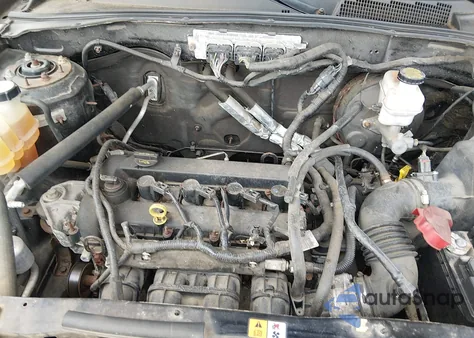 2009 Ford Escape Xlt from USA, damaged, VIN 1FMCU93779KB26593